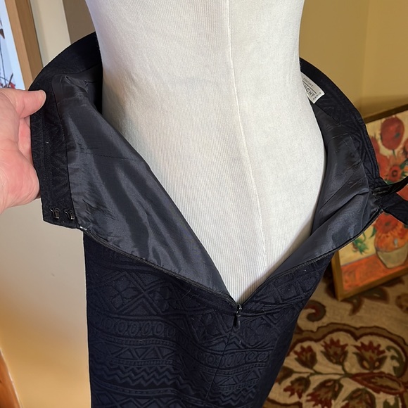 Vtg GIVENCHY Couture Size: EU 42 Monochrome Textured Classic Pencil Elegant NEW - Picture 11 of 16